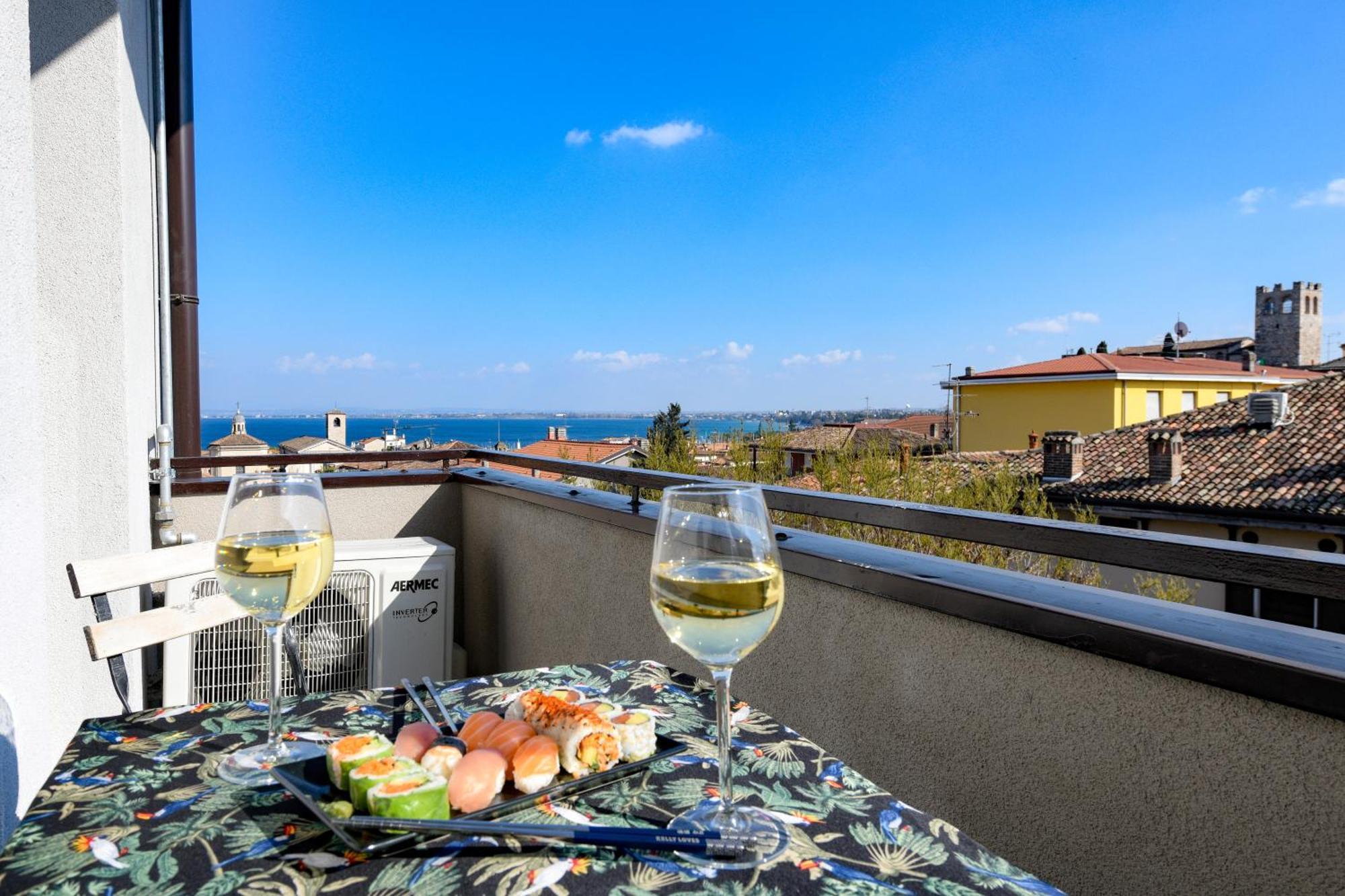 Desenzanoloft Official Partner Marriott Homes & Villas - Jack'S Penthouse Desenzano del Garda Exterior foto
